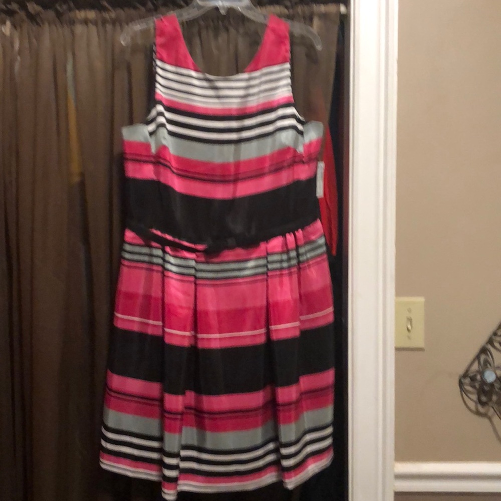 Dress Barn -   Sleeveless dress - Never worn